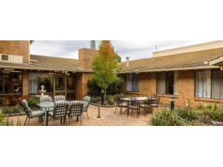 Life Care Roselin Court - Residential..