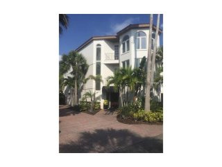3 bedroom House For Sale: 3380 Gulf Of..