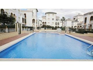 * Beautiful apartment only 200 Metres..