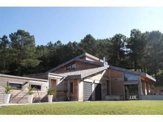 4 bedroom House For Sale: 26800..