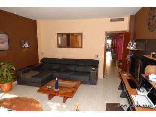 ROSES: Nice apartment with 3 bedrooms..