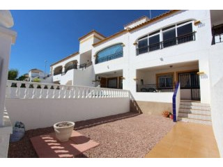 2 bedroom, 1 bathroom Apartment, Entre..