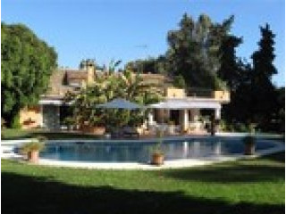 9 Bedrooms - Villa - Malaga - For Sale