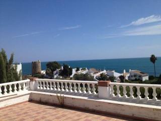 3 bedroom town house for sale