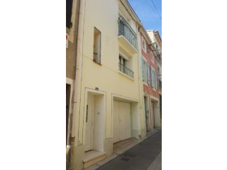 Pretty Village House With 75 m2 Of..