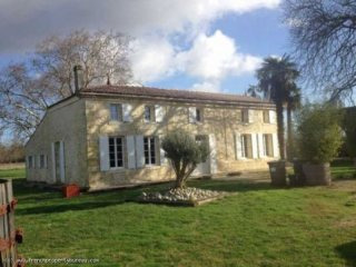 Beautiful 5 bedroomed stone house with..