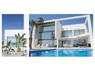 4 Bedrooms - Apartment - Murcia - For..
