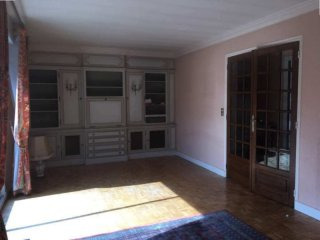 - Maison - For Sale