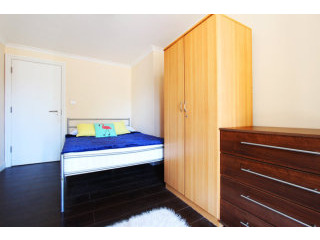 Single with double bed near East Acton..