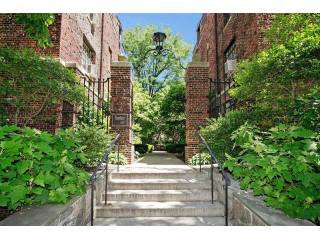 2 bedroom Co-op For Sale: White Plains..