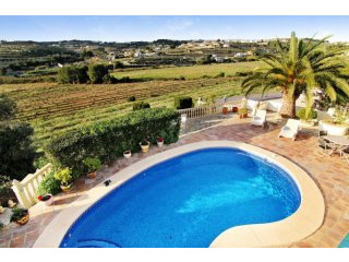Lovely 5 bedroom villa close to..