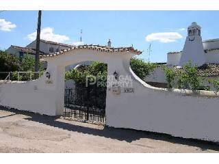Farm with 16,012 m2 Land and 550m2 of..