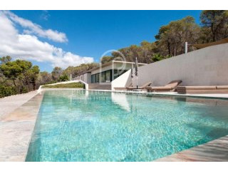 Contemporary Villa in Cala Jondal