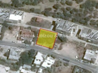 596 m2 plot in Paphos