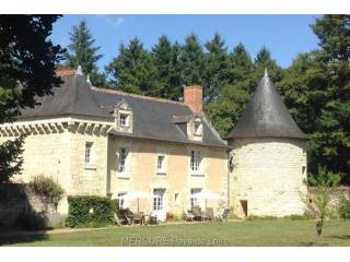 8 bedroom Manor House For Sale: 37500..
