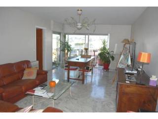 Fantastic views from three bed in Bas..