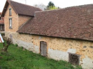 House with Barn to Extend