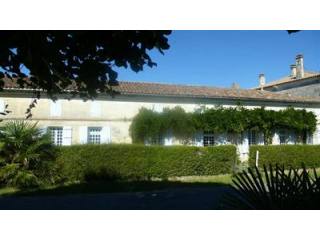 4 Bedrooms - House - Poitou-Charentes -..