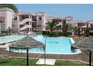 LARGE ONE BEDROOM APARTMENT ON ST JAMES..