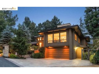 immaculate oakland home