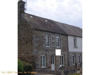 Three Bedroom End Of Terrace House..