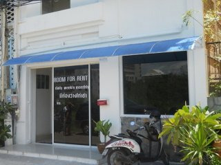 Guesthouse with 12 rooms at top Jomtien..