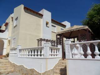 3 Bedrooms - Property - Alicante - For..