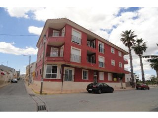 Apartment 2 beds, 2 bath, centre..