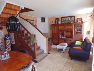 2 Bedrooms - Maison - For Sale