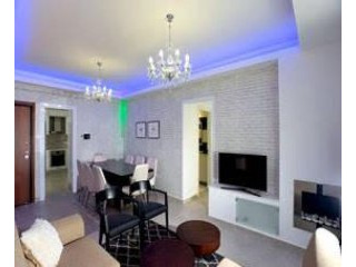very good 3 bedroom apartment fully..