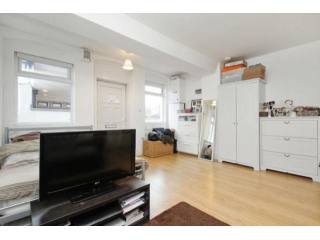 Flat/Apartment To Let in London