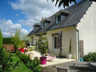 Neo-Normande Detached House