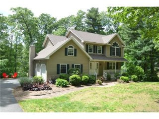 3 Bedrooms - Colonial - CT - For Sale