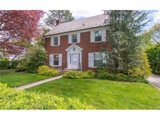 4 bedroom House For Sale: 11 Ridgecrest..