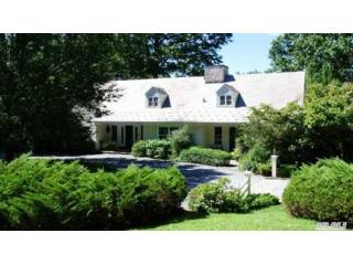 202 Cleft Rd Mill Neck, NY 11765