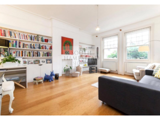Flat 2, 46 Aberdare Gardens