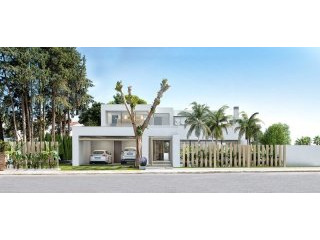 4 Bedrooms - Villa - Alicante - For Sale