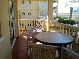 Apartment in Winter Gardens - GOLF01428