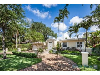 3 bedroom House For Sale: 1429 Mercado..