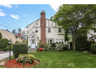 3 bedroom House For Sale: 152 Webster..