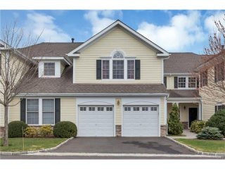 3 bedroom Apartment For Sale: 40 TERRA..