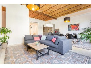 Modern and charming apartment for sale..