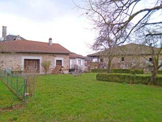Stone Property With Approx. 2000 m2 Of..