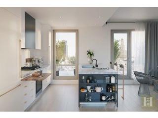 1 bedroom Apartment For Sale: 610..