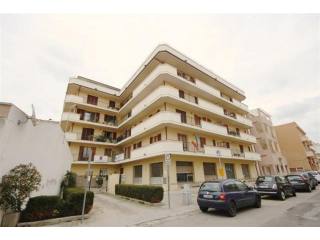 3 Bedrooms - Apartment - For Sale