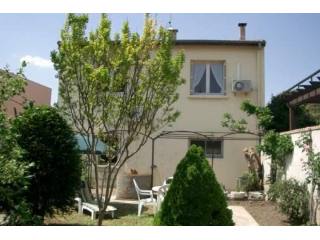 Beziers (34) - Lovely town house. Easy..