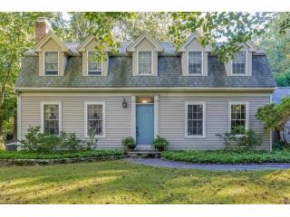 4 bedroom Residence For Sale: Bedford..