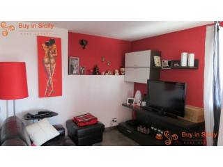 2 bedroom Apartment For Sale: Via..
