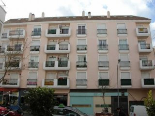 Middle Floor Apartment