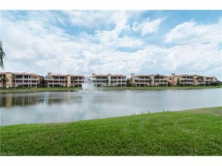 3 bedroom Condominium For Sale: Naples..